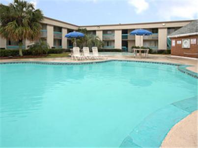 Travelodge By Wyndham New Orleans Harvey Hotel Зручності фото