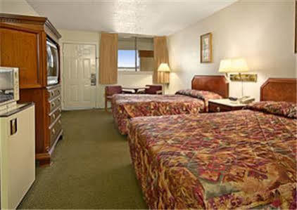 Travelodge By Wyndham New Orleans Harvey Hotel Екстер'єр фото
