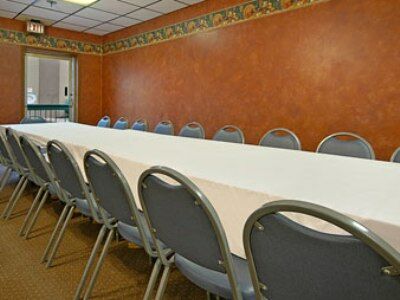 Travelodge By Wyndham New Orleans Harvey Hotel Зручності фото
